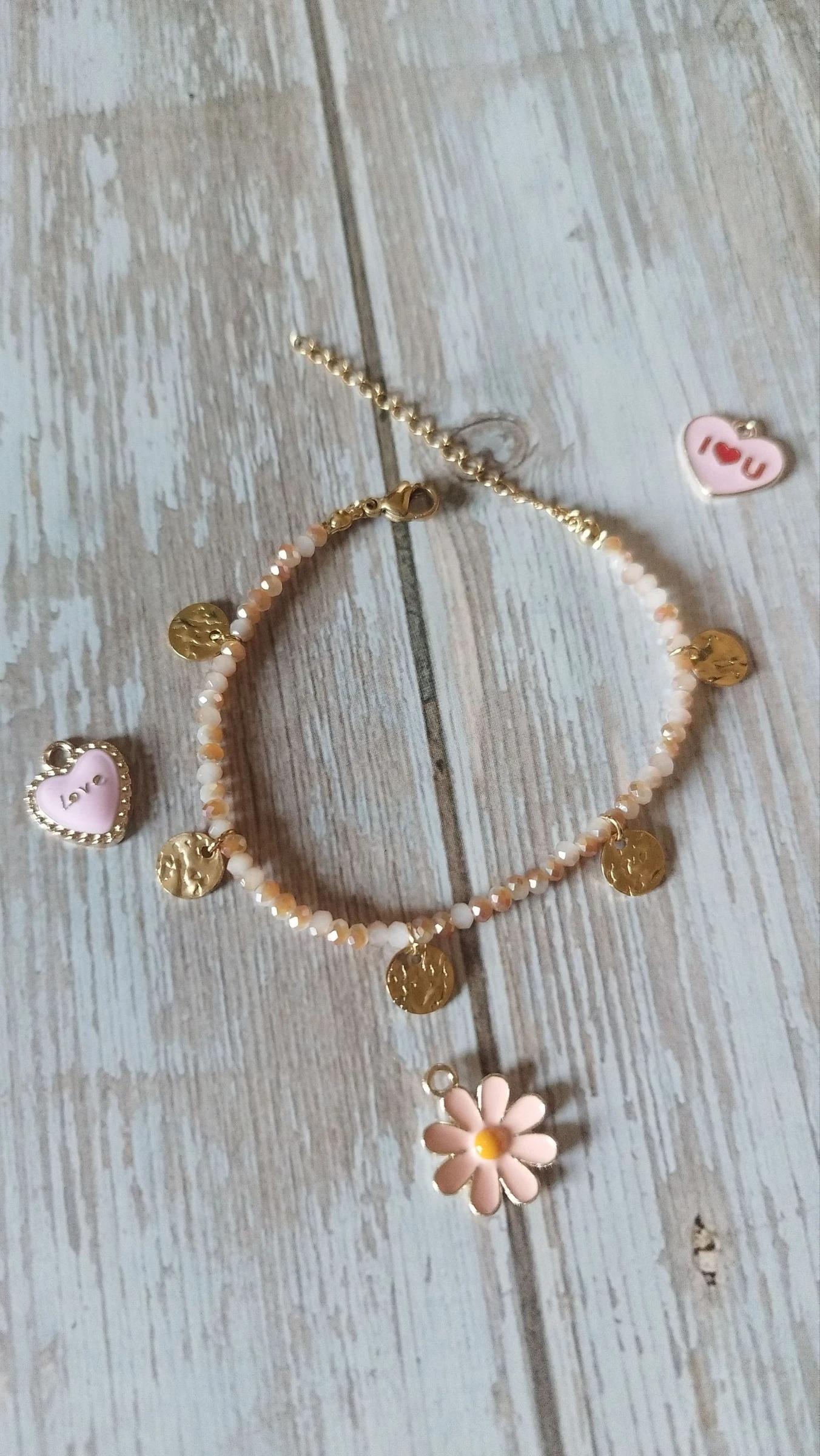 Bracelet doré et perles en acier inoxydable 